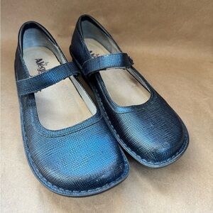 Alegria Belle Grid Blue and Black Metallic Mary Jane Shoes. Size 41
